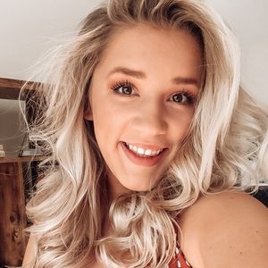 Meet your Posher, Brianna